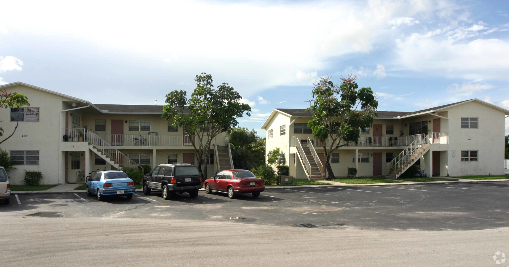 Coconut Creek Apartments - Coconut Creek Apartments