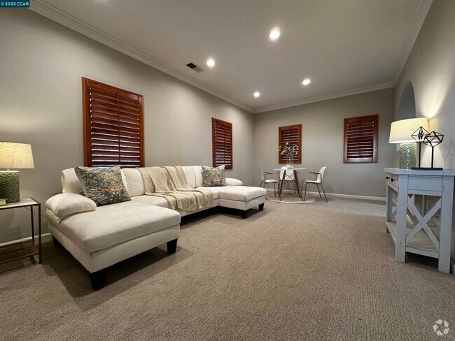 Building Photo - 2283 Magnolia Bridge Dr Unit ADU Rental