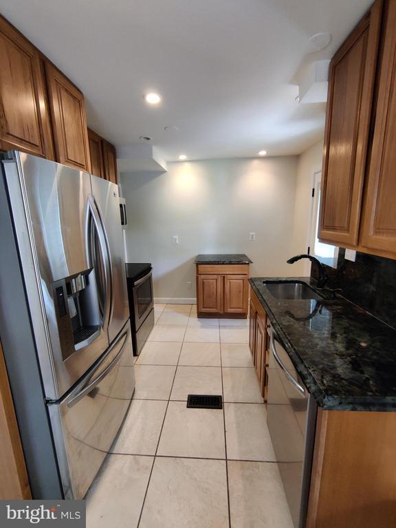 Photo - 5942 Williamsburg Rd