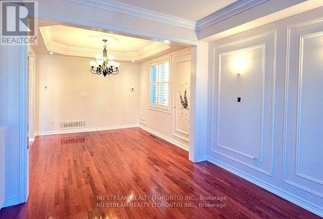 Photo - 5 Victoria Wood Ave