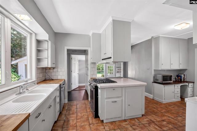 Photo - 512 Carrison St