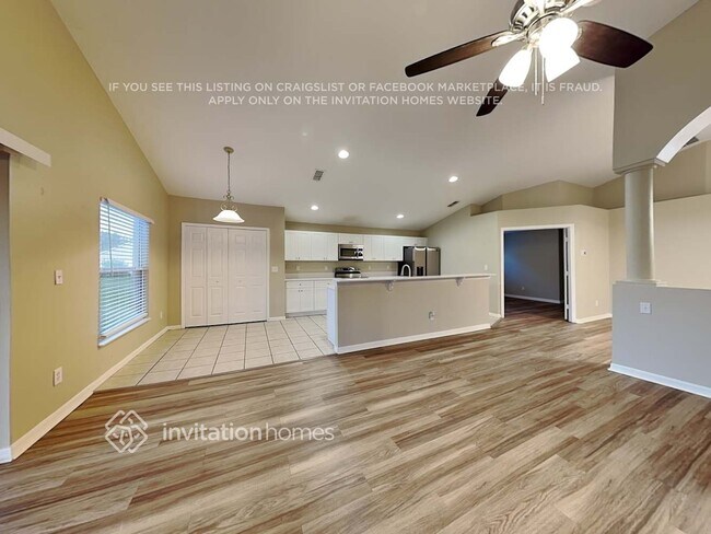 Photo - 4622 Sandhurst St