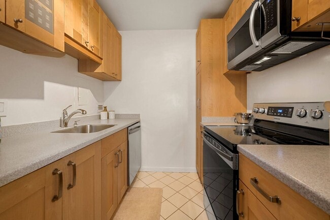 Photo - 4600 Connecticut Ave NW Unit #725