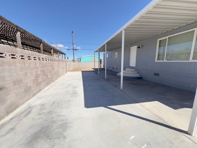 Photo - Newly Remodeled 3 bed/2 bath Home - Fully Gated!