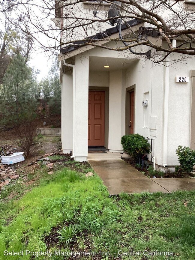 3 br, 2.5 bath House - 220 Bridle Point Cir - 3 br, 2.5 bath House - 220 Bridle Point Cir