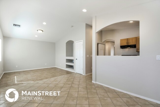 Photo - 5040 Fremont Ave