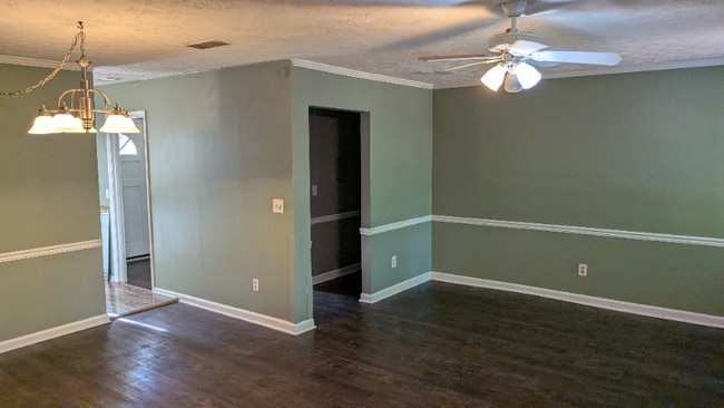 Photo - 1534 Spender Dr