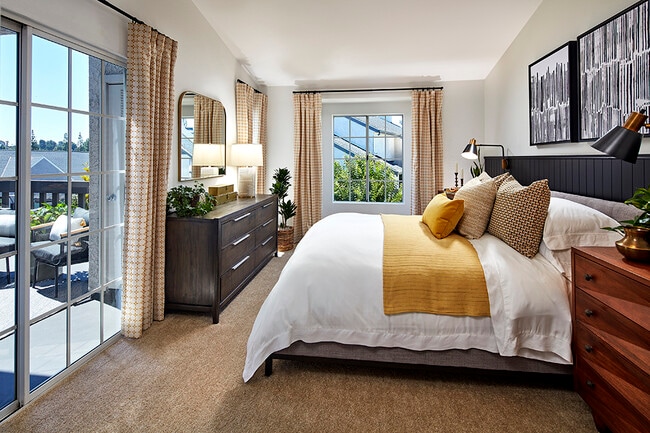 Seaside at Laguna Heights