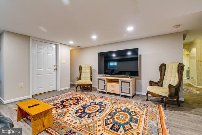 Photo - 12400 Bennett Rd