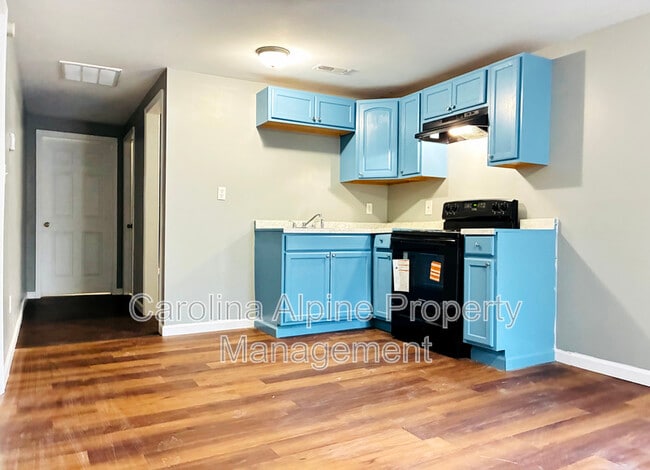 Photo - 506 Bonny St