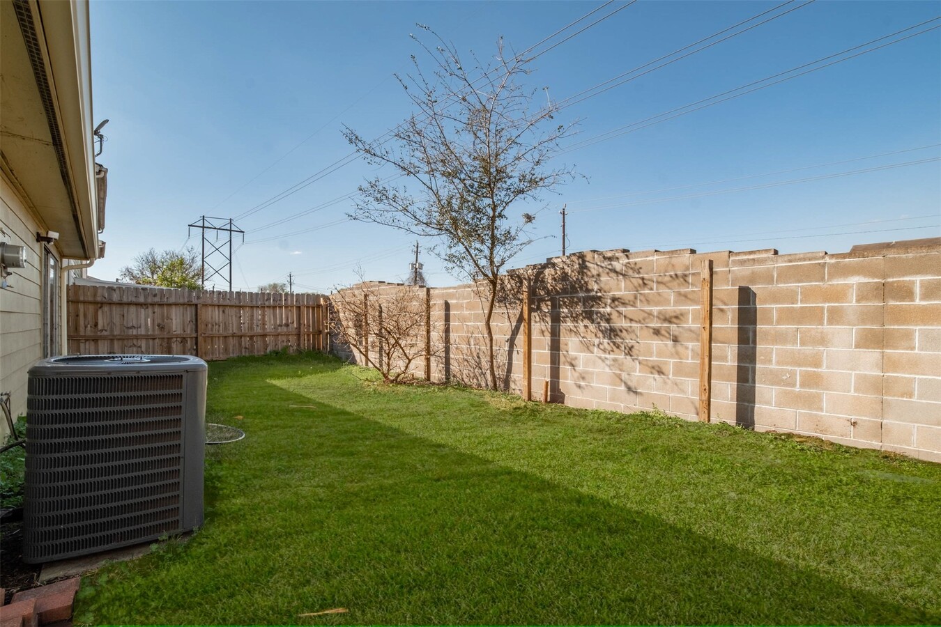 Photo - 11840 Spring Grove Dr
