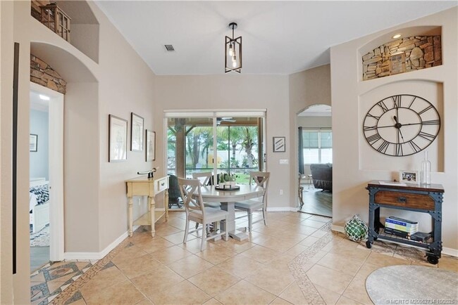 Photo - 3532 SW Margela St