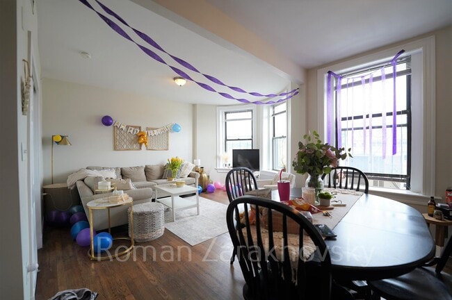 Photo - 1942 Beacon St Unidad 1A