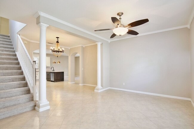 15601 Bay Vista Dr