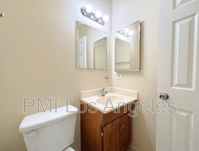 Photo - 2475 Wabash Ave