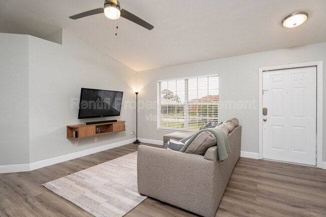 Photo - 18266 Fuchsia Rd