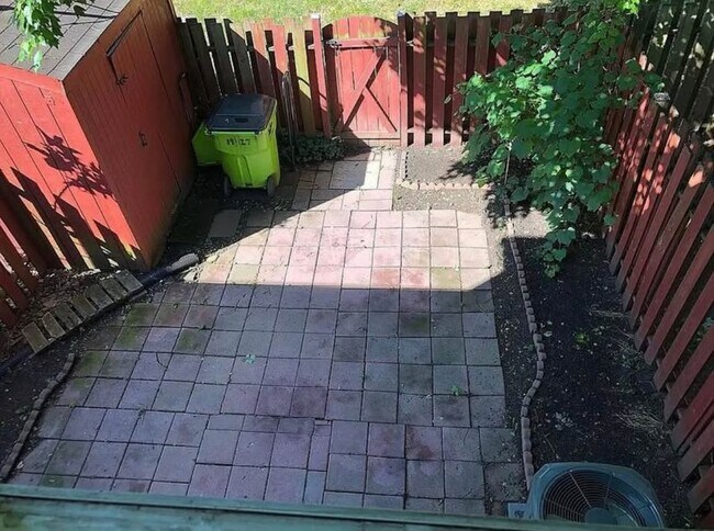 Photo - 1927 Fort Monroe Ct