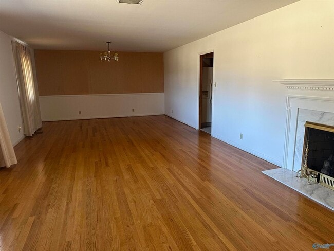 Photo - 102 Jones Valley Dr SE