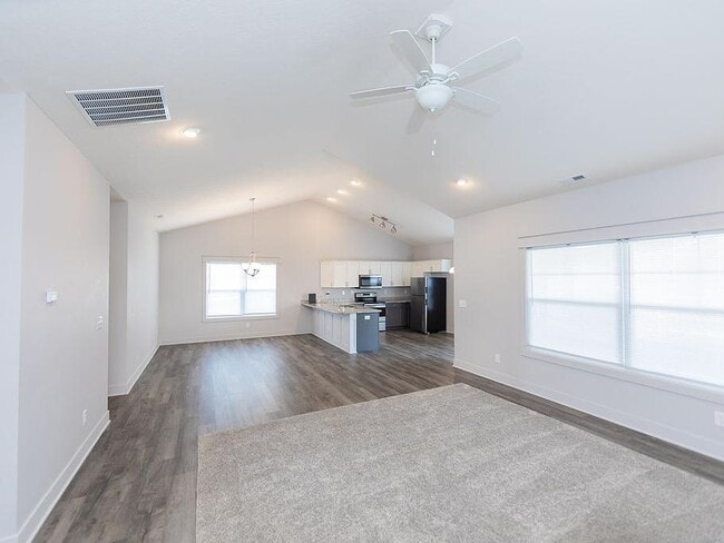 Photo - 1115 W Rangeview Cir