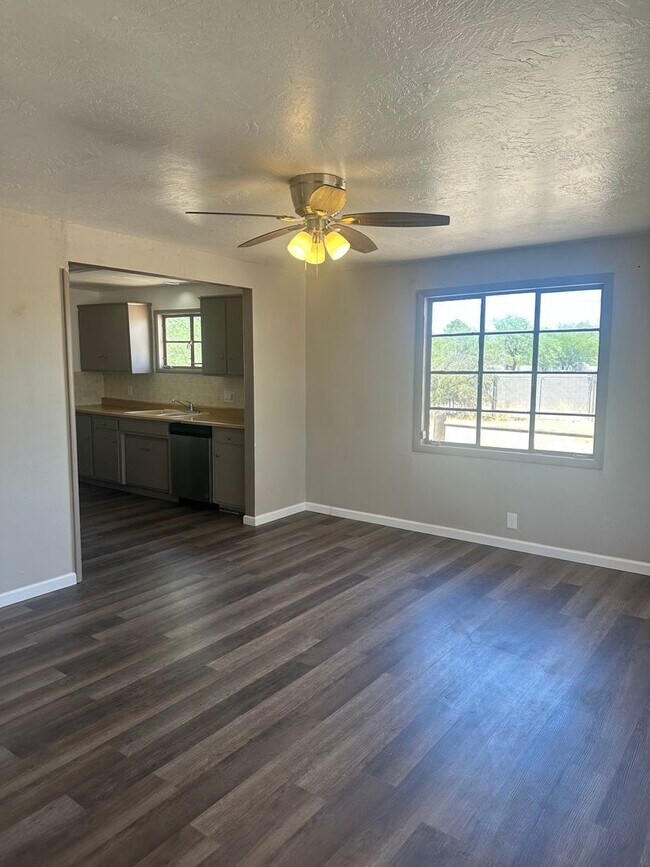 7150 S Hildreth Ave Unidad 7150-HSE