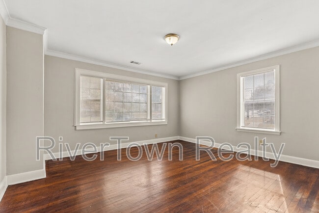 Photo - 1093 N Watkins St