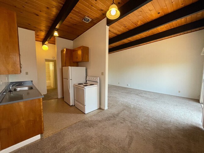 Photo - 129-191 Hilborn St Unit 147