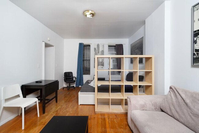 Photo - 131 E 94th St Unidad ID1032065P