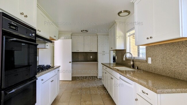 Photo - 13392 Dawn Ave