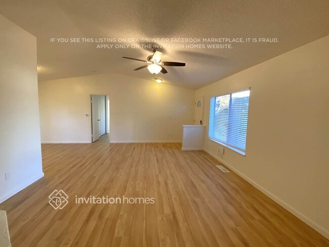Photo - 907 Whitney Ave