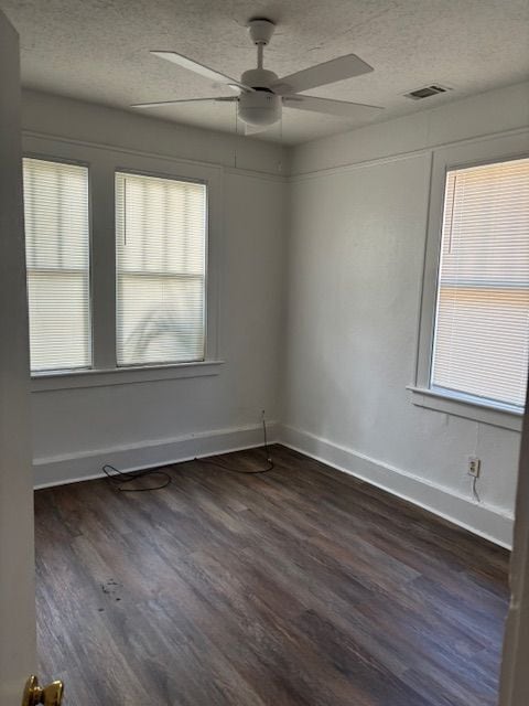 Photo - 1213 E 38th St