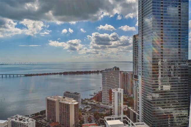 Photo - 1300 Brickell Bay Dr Unit 1206
