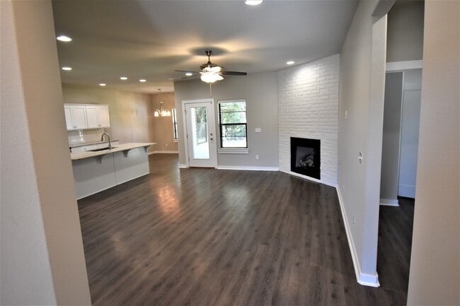 Photo - Be a Part of This Neighborhood in Farmington Heights!!!