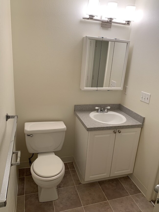 Photo - Westridge Apartments