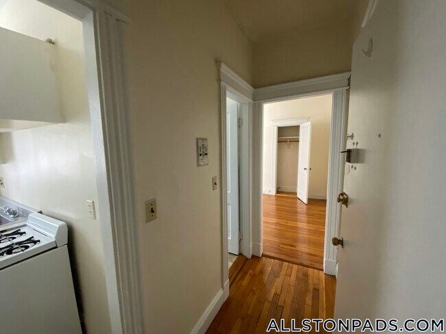 Photo - 1148 Commonwealth Ave Unidad 15