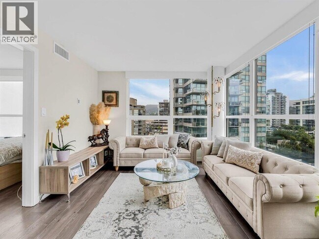 Photo - 112 13th St E Unit 602