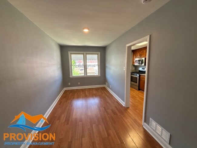Photo - 120 Kingston Rd
