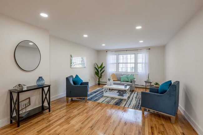 Jackson House Apartments