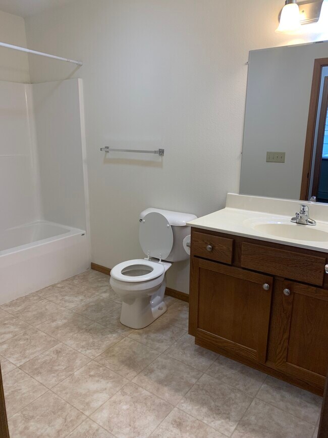 308 Murdock St Apartment For Rent in Tomah, WI