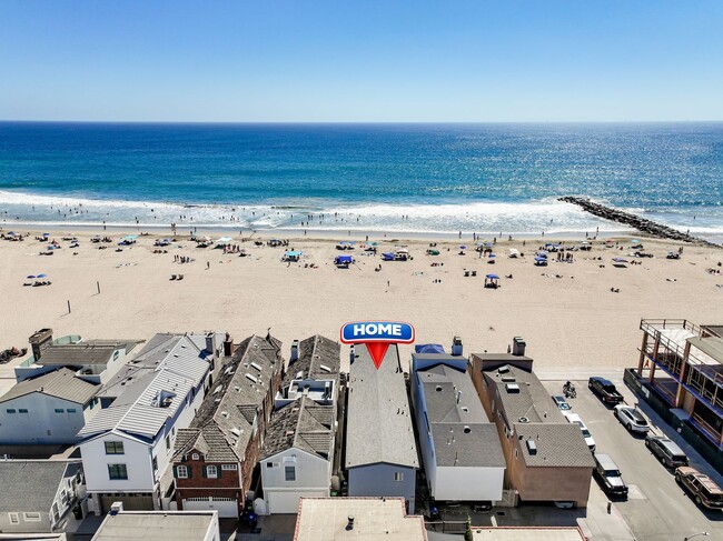 Building Photo - 3010 W Oceanfront Unit B
