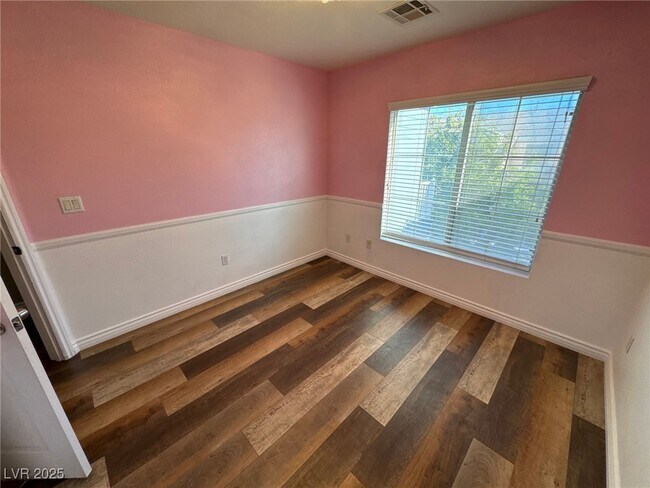 Photo - 8233 Shaded Arbors St