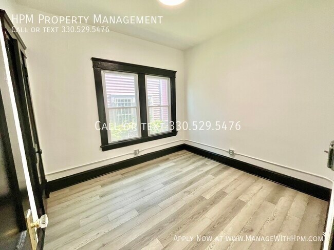 Photo - 1331 W 65th St Unit Apartment