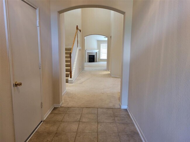 Photo - 6619 Halcyon Days Dr