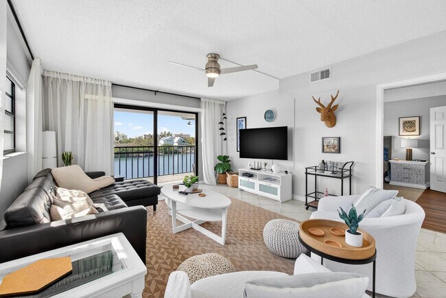 12080 Capri Cir S Unit SI FL2-ID1624520P