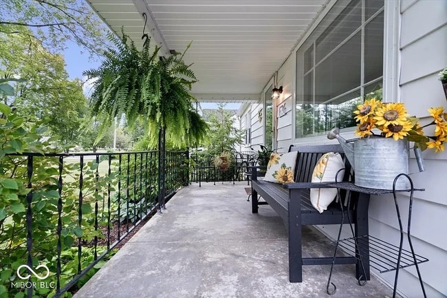 Photo - 636 S Broadway St