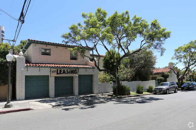 1220 Selby Ave