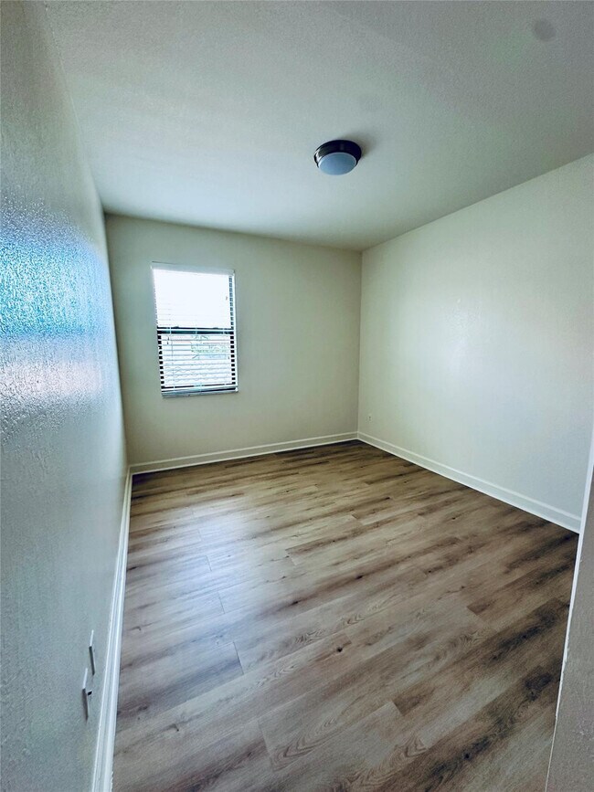 Photo - 8836 Sandy Crk Wy