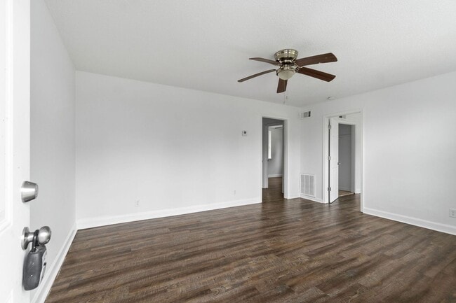 Photo - 706 Britton Springs Rd Unidad 708