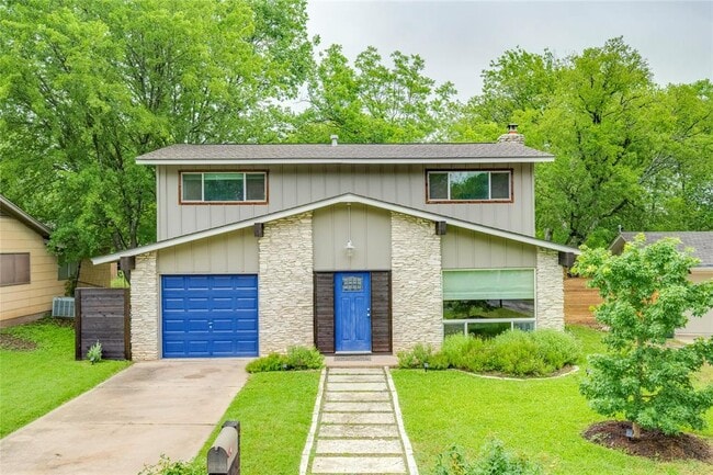 Building Photo - 406 Arbor Ln