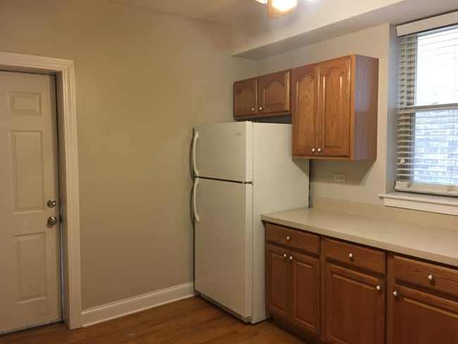 Photo - 2302 W Roscoe St Unit 2F