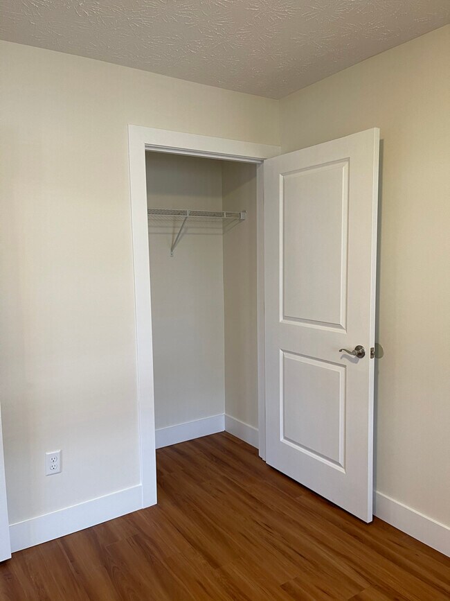 90 Courtyard Ln Townhome Townhome Rental in Amelia OH